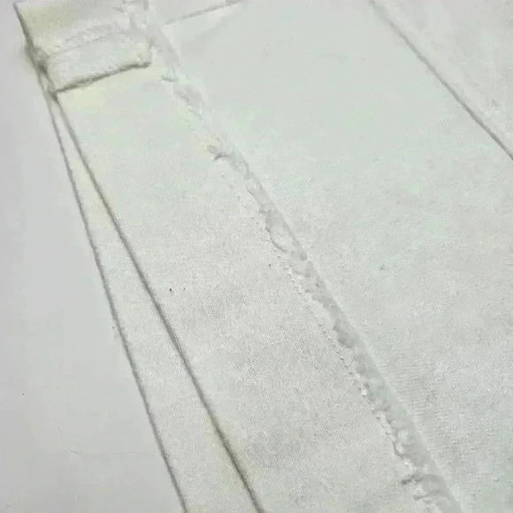 Maurices Women White Denim Skirt NWT Size 9/10 - Picture 2 of 8